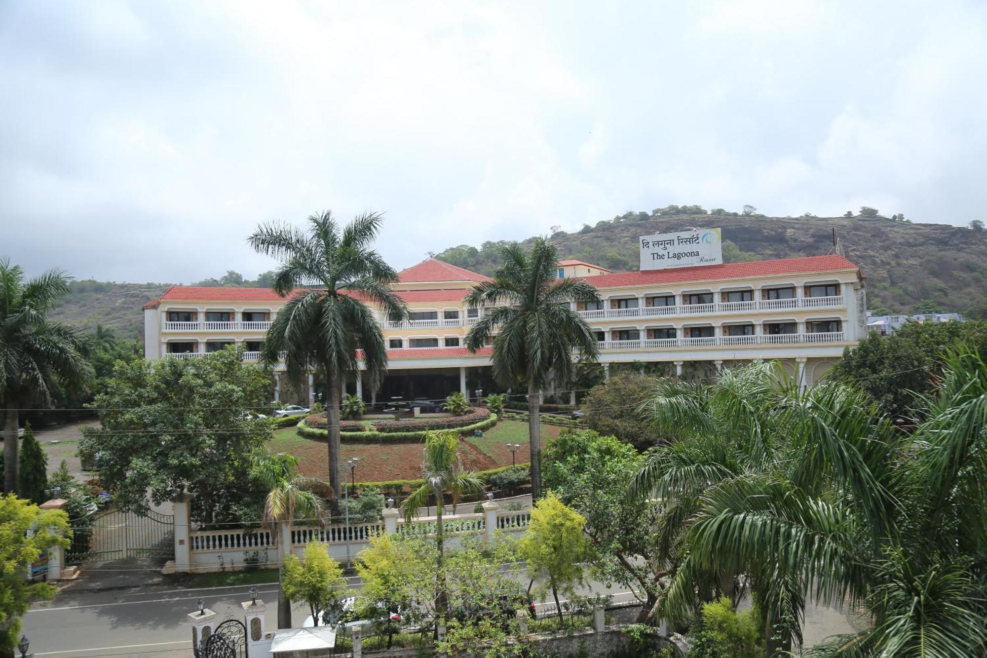 The Lagoona Resort Lonavala Buitenkant foto