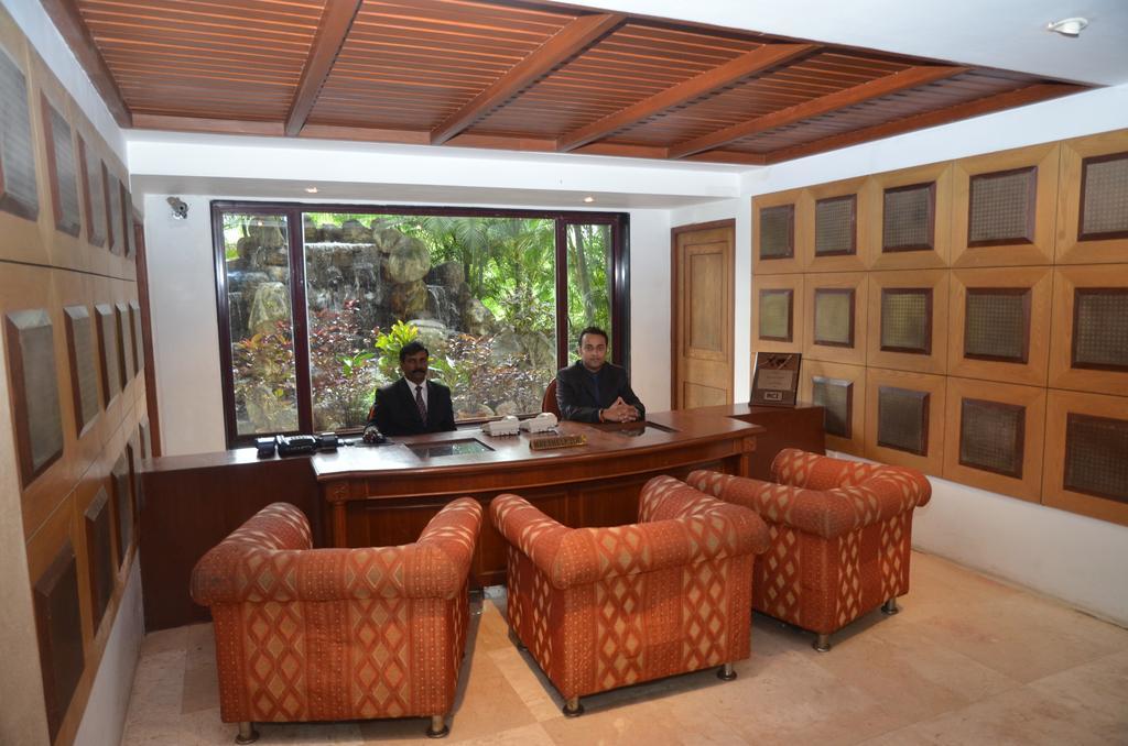 The Lagoona Resort Lonavala Buitenkant foto