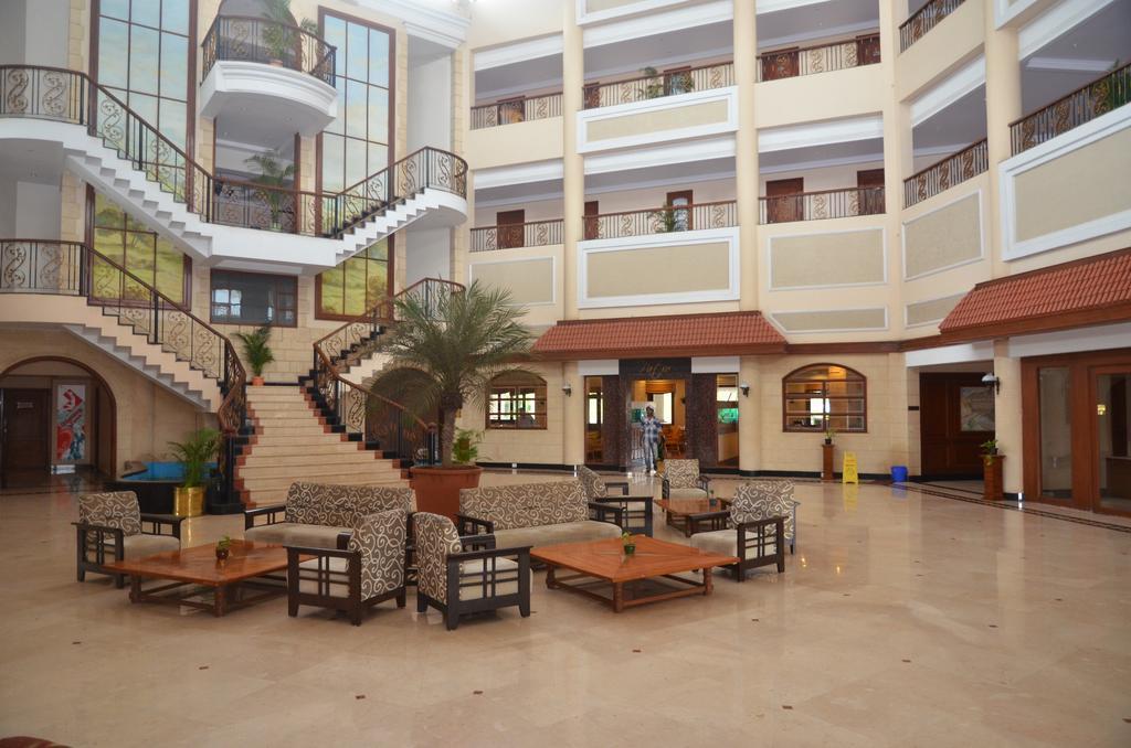 The Lagoona Resort Lonavala Buitenkant foto