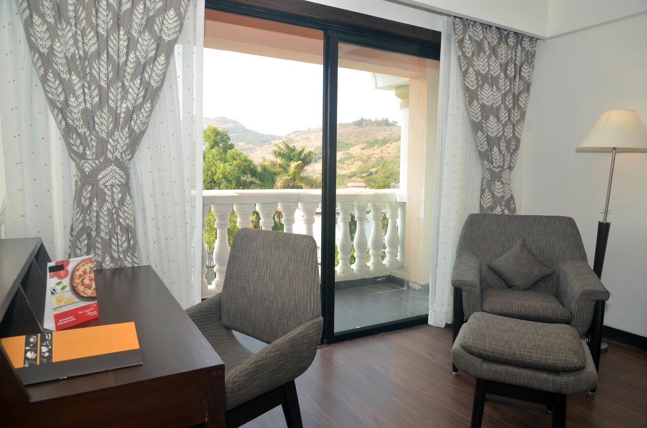 The Lagoona Resort Lonavala Buitenkant foto