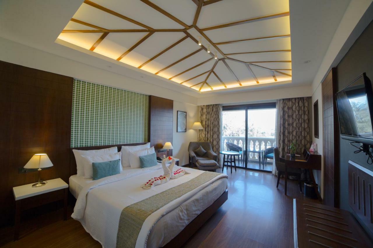 The Lagoona Resort Lonavala Buitenkant foto